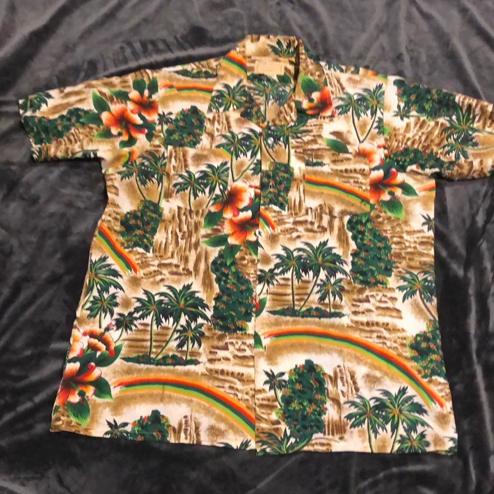 Retro King Arthur Men sz L Rainbow Hawaiian shirt